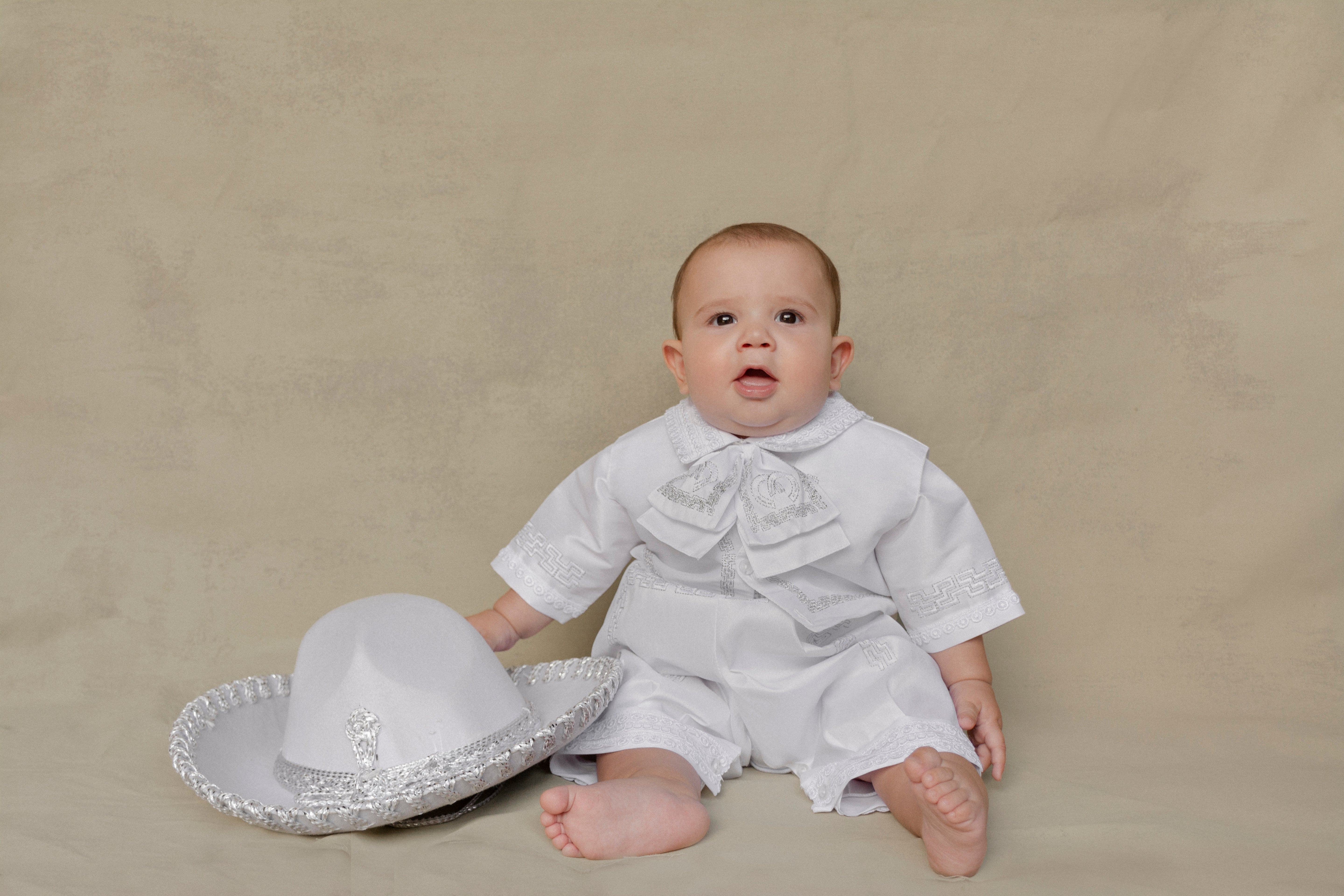 ropon traje charro bautizo