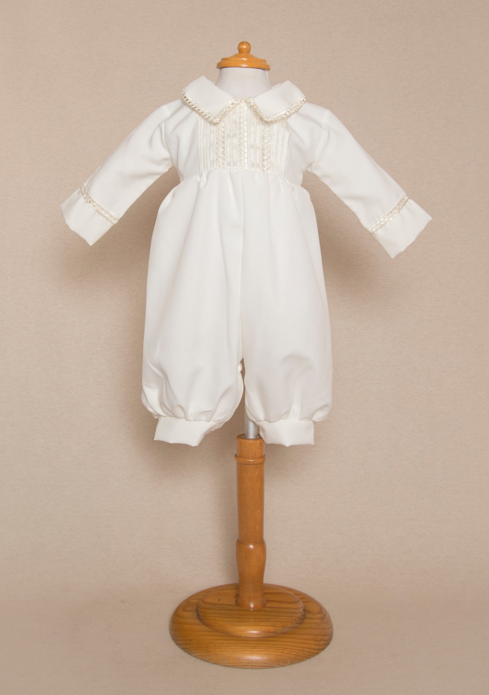 Mameluco bordado plata y pasamanería #057